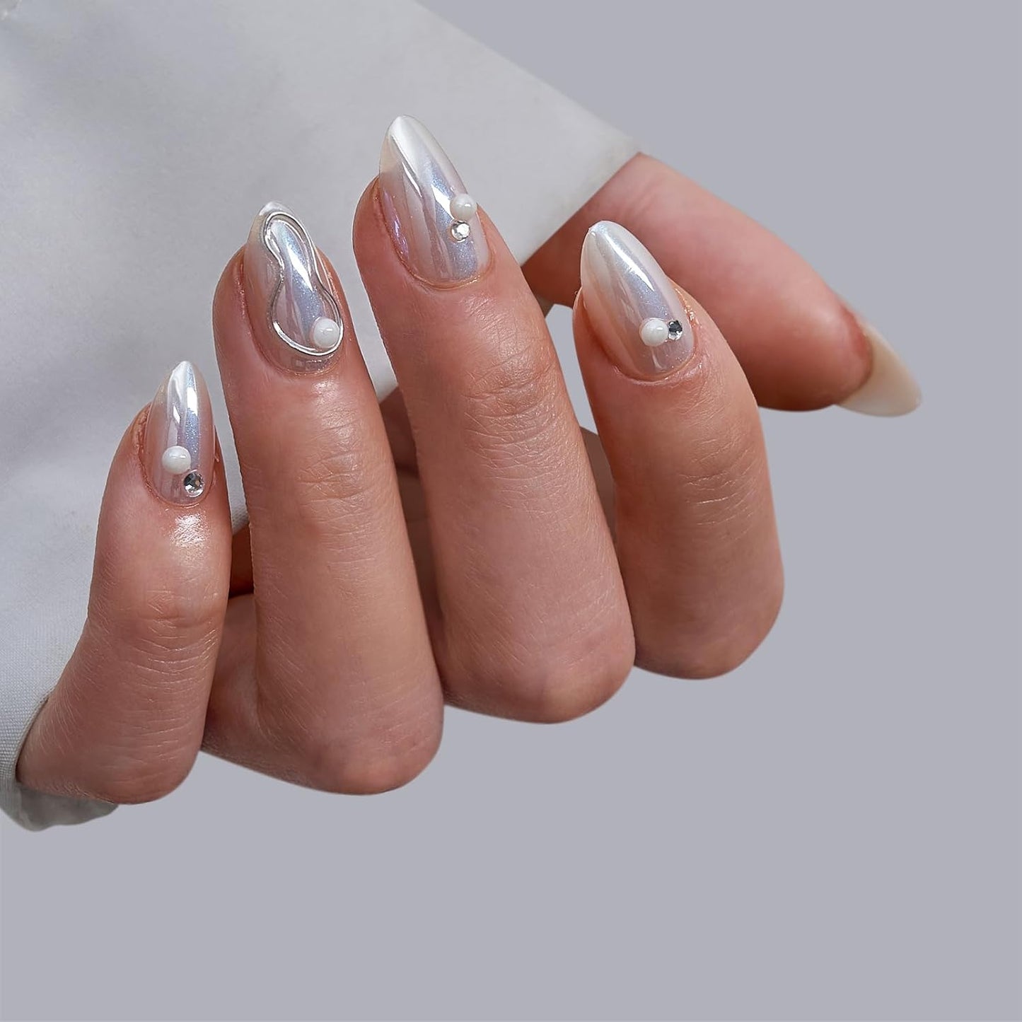 BTArtbox Press On Nails Short - Pearl Accents Chrome Almond Press On Nails with Glue for Women, Opaque Soft Gel Glue On Nails in 16 Sizes - 32 Stick On Nails Kit, Tidal Pearl