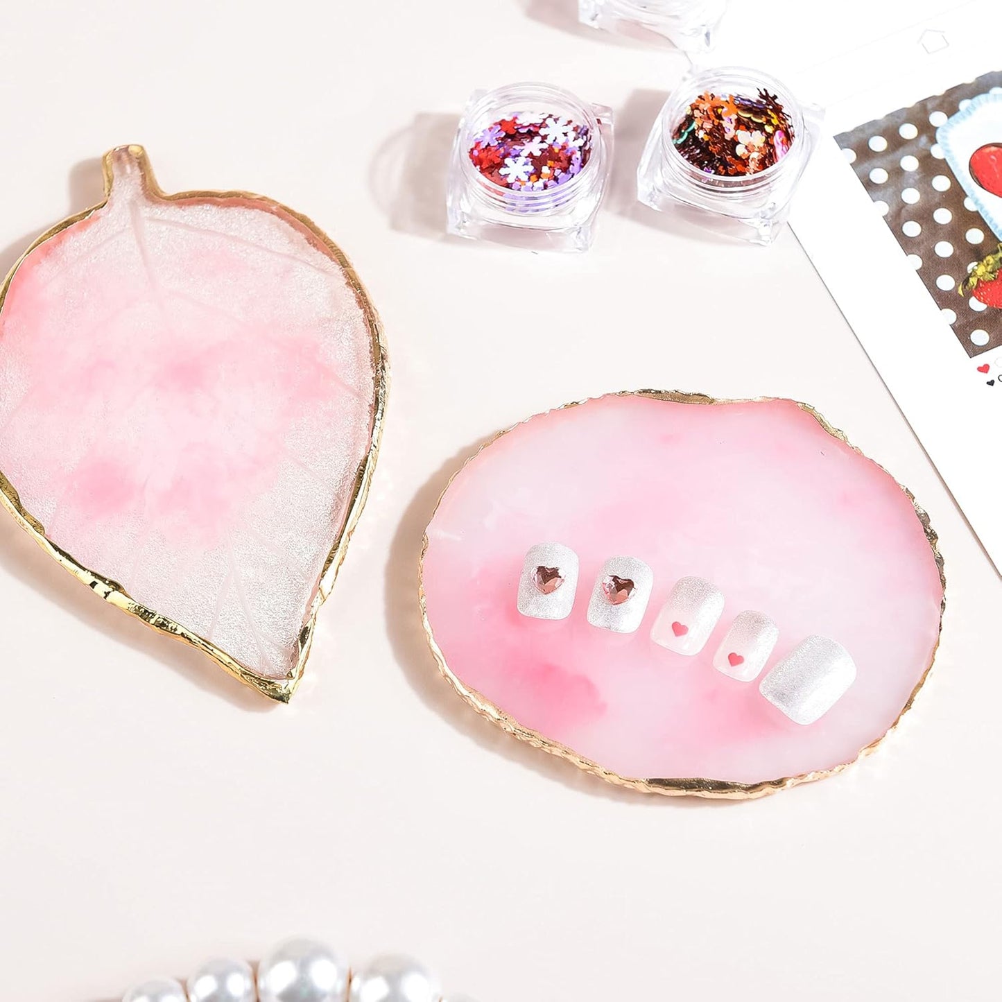 2 Pieces Nail Art Palettes Nail Polish Palette Mixing Palette Makeup Plate Nail Plates for Nail Art Nail Tip Holder Nail Art Display