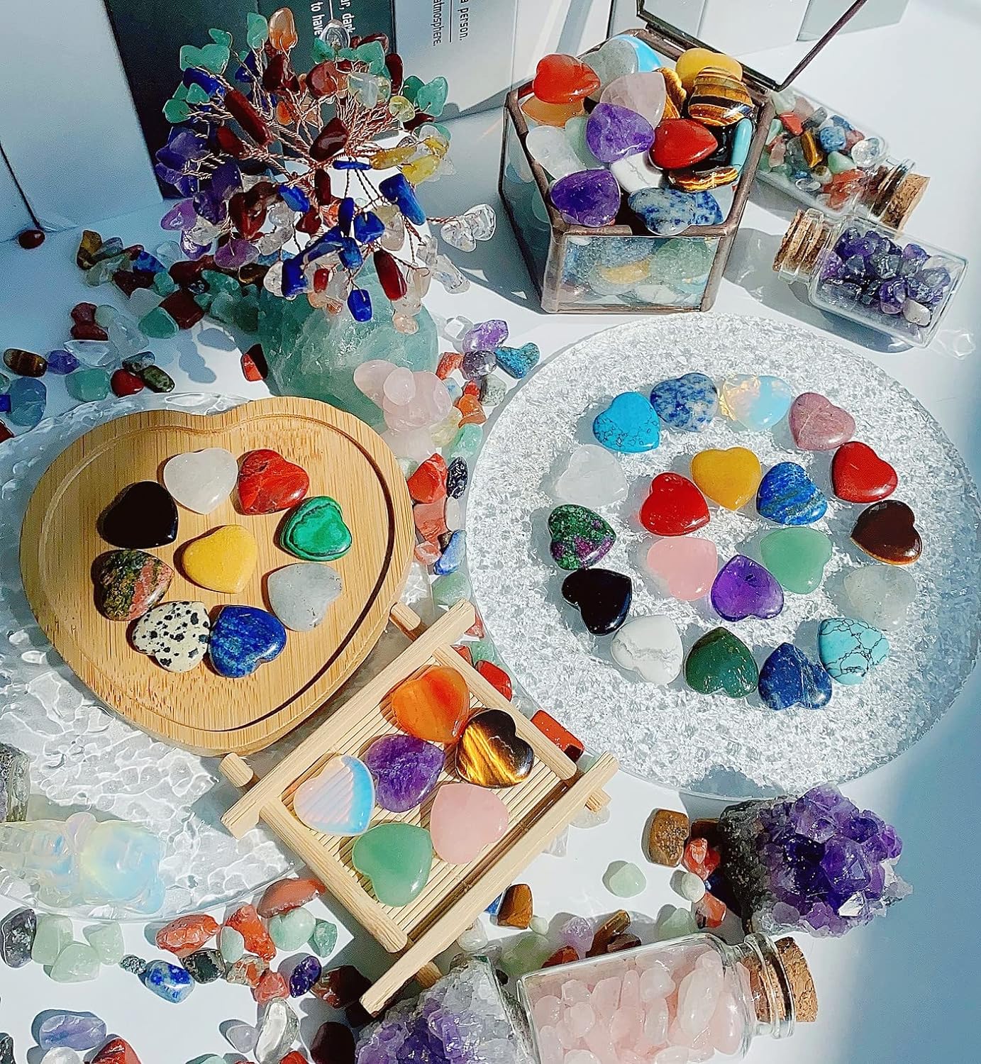 QINJIEJIE 30PCS Heart Crystals Healing Crystal Palm Natural Stones Polished Gemstones Amethyst Malachite Rose Quartz Assorted Set 0.8" Bulk Wholesale Reiki Energy Balancing Love Galentines Day Gifts